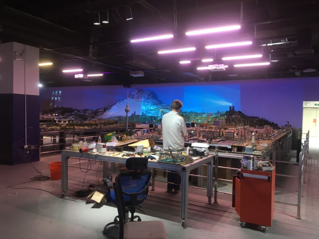 博视智能与仕华影音共同打造深圳万国城大型互动乐园