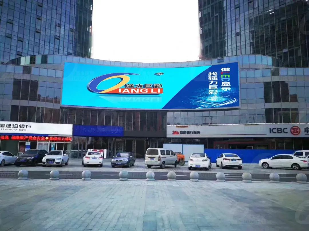 出道即网红!强力巨彩1410㎡户外裸眼3D巨屏 让你大开眼界! 出道即网红!强力巨彩1410㎡户外裸眼3D巨屏 让你大开眼界!